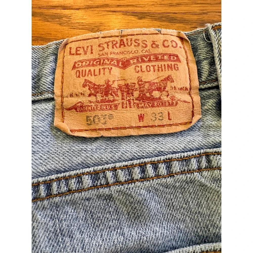Levis 505 Regular Fit Denim Shorts Mens 33 Medium Wash Blue Cotton Jean Y2K